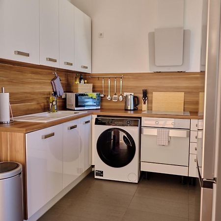 Historisches Deluxe Apartment Im Marianum Neuss Buitenkant foto