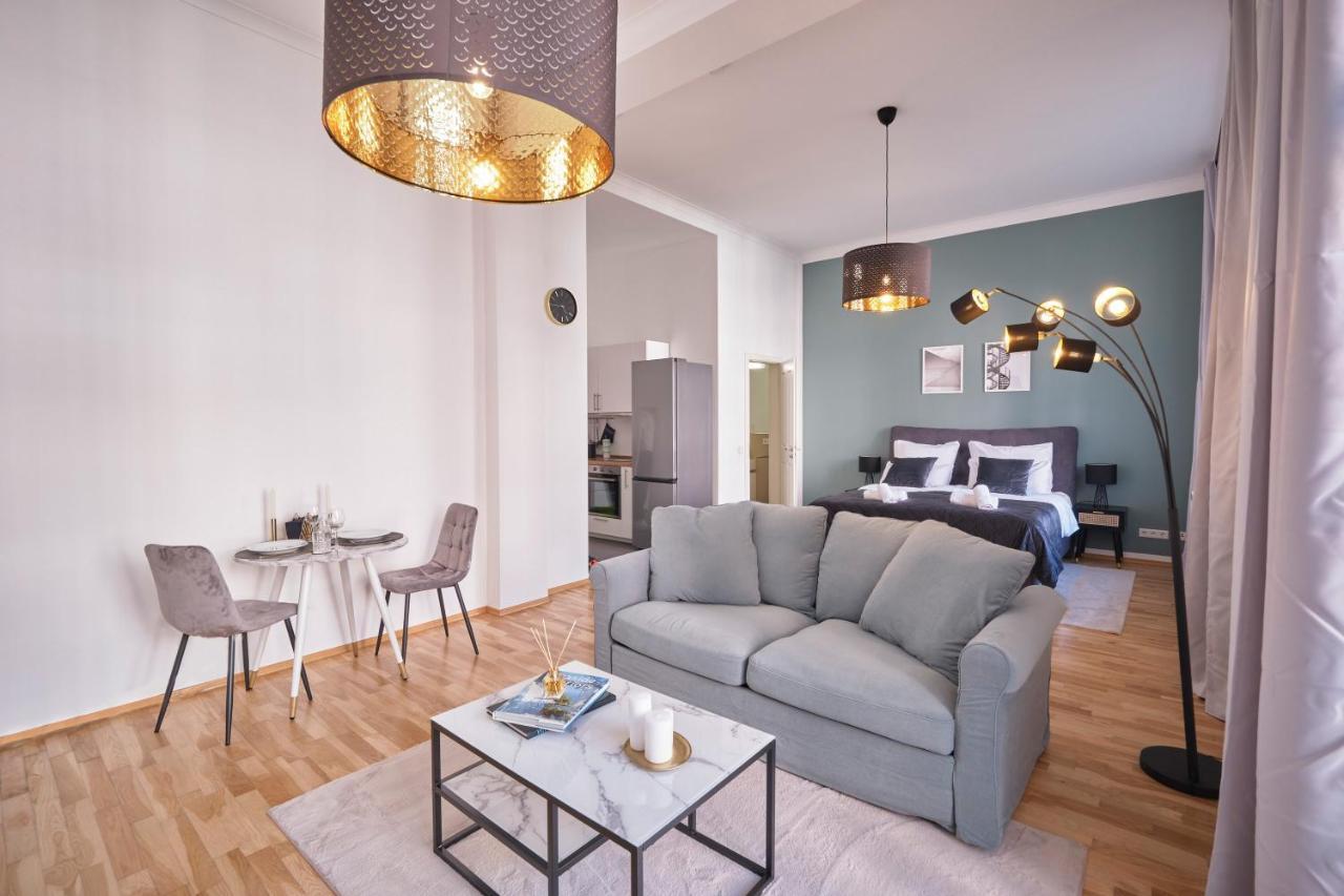 Historisches Deluxe Apartment Im Marianum Neuss Buitenkant foto