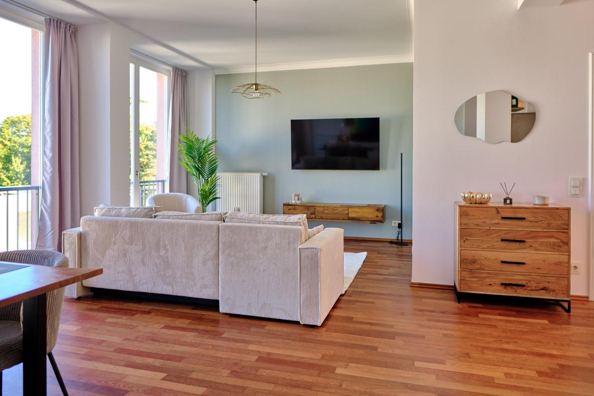 Historisches Deluxe Apartment Im Marianum Neuss Buitenkant foto